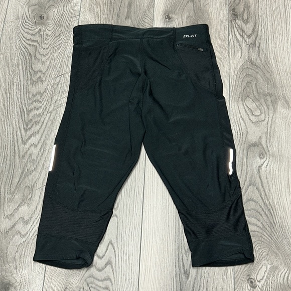 Nike Dri-Fit Running Capris - Picture 10 of 10